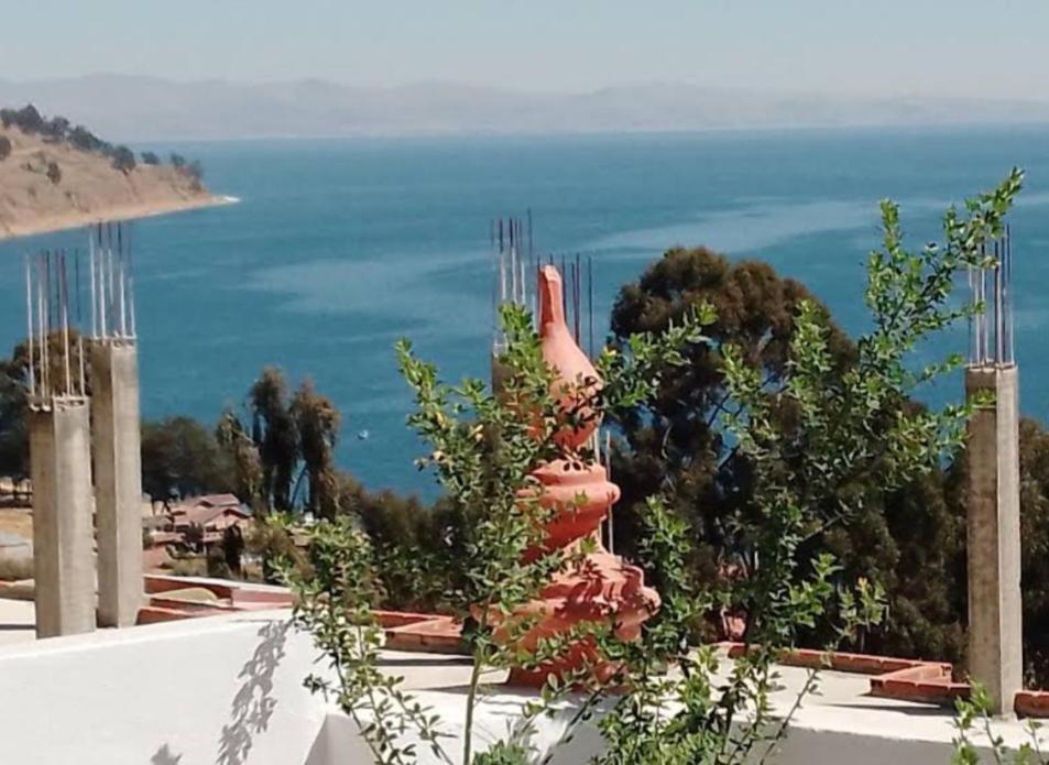 Jardin Andino Hostal Копакабана Екстериор снимка
